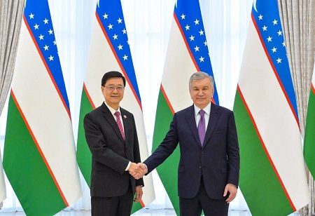 Hong Kong Seals $1.65B Deals with Central Asian Nations
